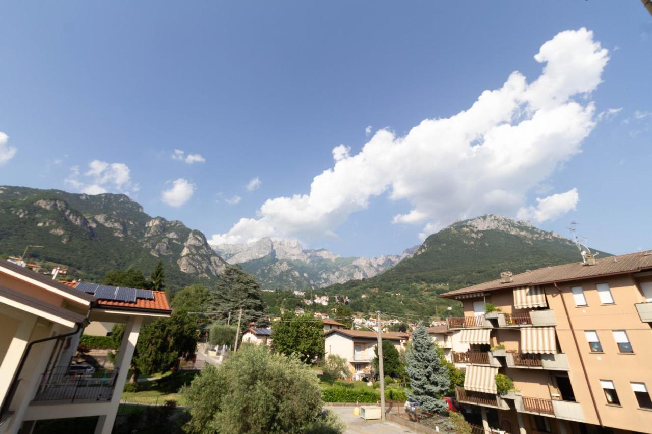 Mamma Ciccia Holiday Home - Casa Imperia Манделло-дель-Ларио Экстерьер фото